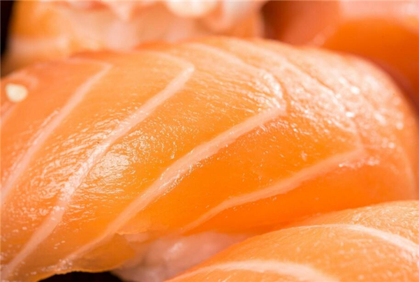 三文魚有寄生蟲嗎,生食三文魚都會經(jīng)過滅蟲處理